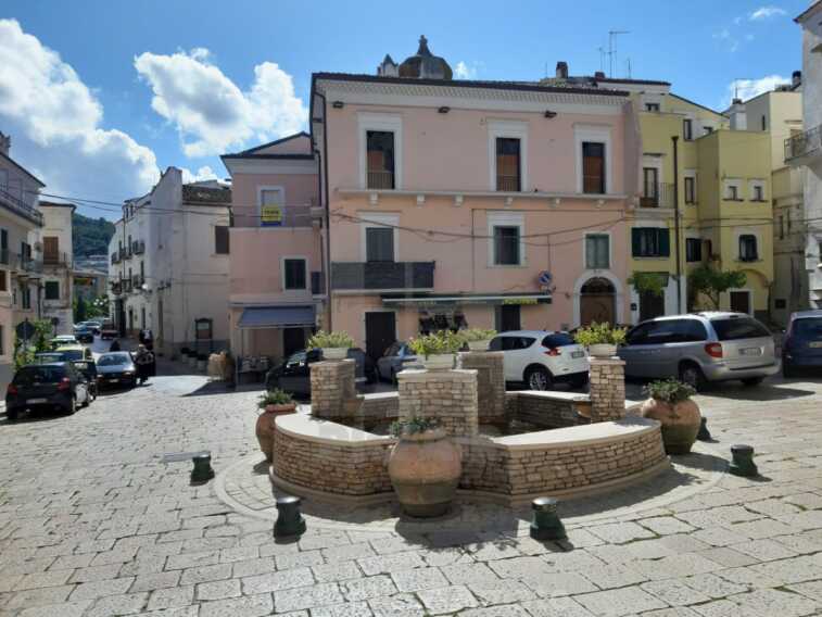 Rodi Garganico, studentessa del Conservatorio violentata nel centro storico: fermate due persone