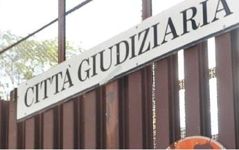 Galleria foto 'Roma, morta in incidente Nomentana: motociclista condannato a 3 anni e 4 mesi' - foto 1