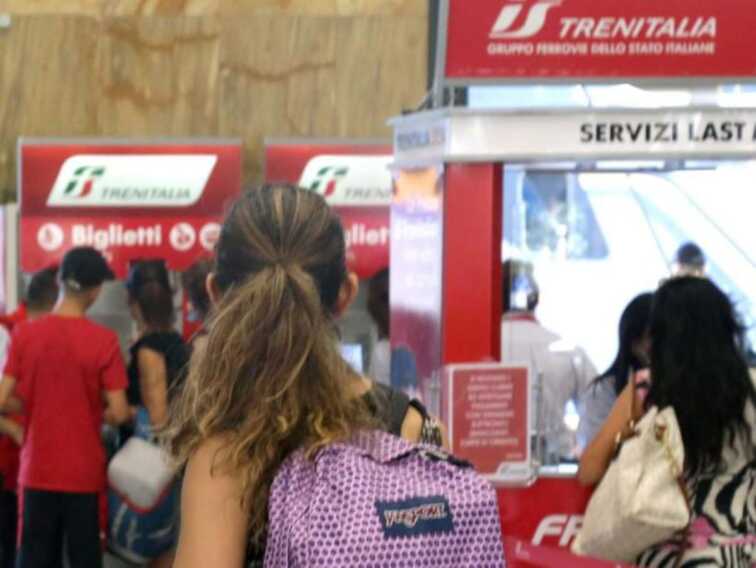 Termina alle 15 lo sciopero di 12 ore dei trasporti ferroviari: in Puglia adesione al 70%