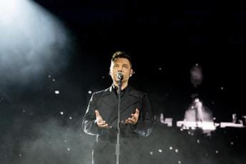 Galleria foto 'Tiziano Ferro: “Devo operarmi, ho un nodulo a una corda vocale”' - foto 1