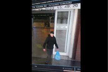 Galleria foto 'Turista accoltellata a Termini, aggressore condannato a 7 anni e 4 mesi' - foto 1