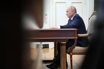 Ucraina, Kiev: “Putin non controlla più situazione. Russia su orlo guerra civile”