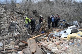 Ucraina, missili su Leopoli: si aggrava bilancio morti