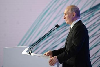 Galleria foto 'Ucraina, Putin: “Se Usa lo chiedessero, leader europei pronti ad impiccarsi”' - foto 1