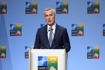 Galleria foto 'Ucraina, Stoltenberg: “Da Nato messaggio forte e positivo a Kiev”' - foto 1