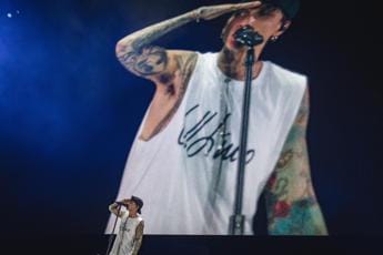 Galleria foto 'Ultimo in concerto a Milano oggi 17 luglio, la scaletta di San Siro' - foto 1