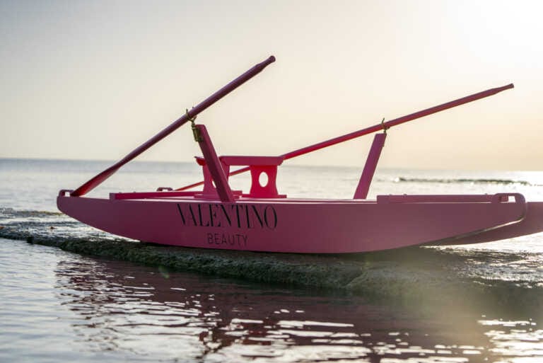 Anche Valentino sceglie la Puglia: la casa di moda presenta a Monopoli la nuova collezione di profumi