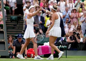 Galleria foto 'Wimbledon 2023, Vondrousova in finale singolare femminile' - foto 1