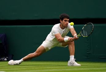 Galleria foto 'Wimbledon, Alcaraz campione per la prima volta, Djokovic ko al 5° set' - foto 1