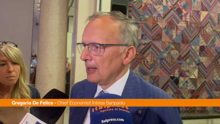 Galleria foto 'De Felice “Da imprese distretti spinta a investimenti su rinnovabili”' - foto 1