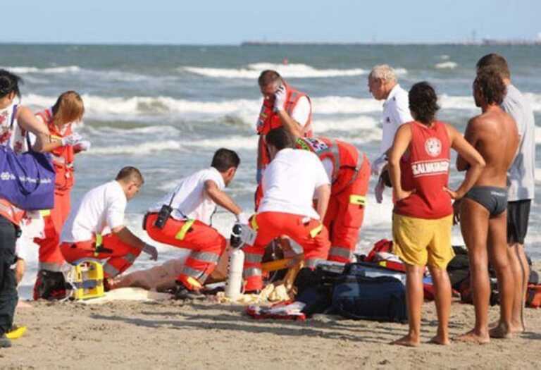 Altamura piange Anxhelo, il 19enne annegato a Gallipoli. Il sindaco: «Vivrà nei nostri cuori»