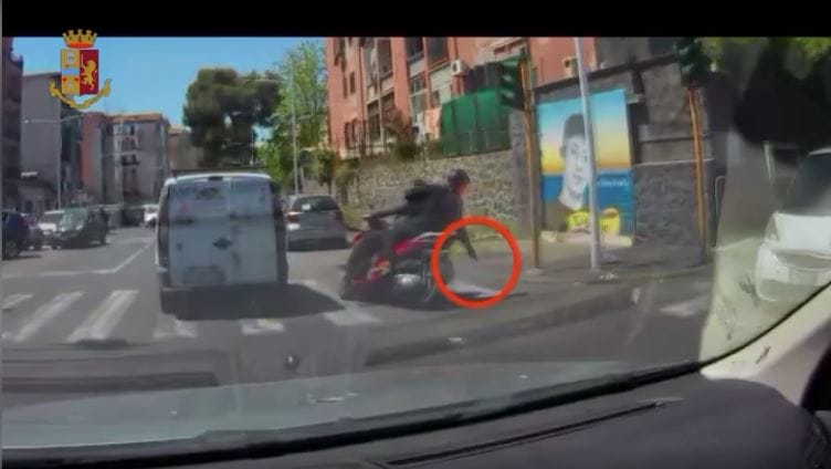 Galleria foto 'Tentato omicidio e ricettazione, due arresti a Catania' - foto 1