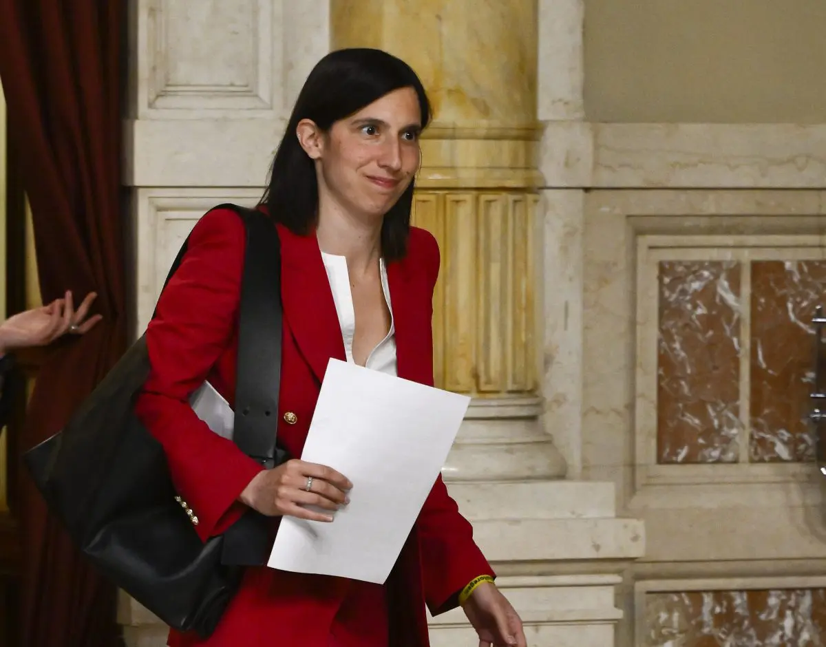 Galleria foto 'Migranti, Schlein “Decreto del Governo costituisce reato di solidarietà”' - foto 1