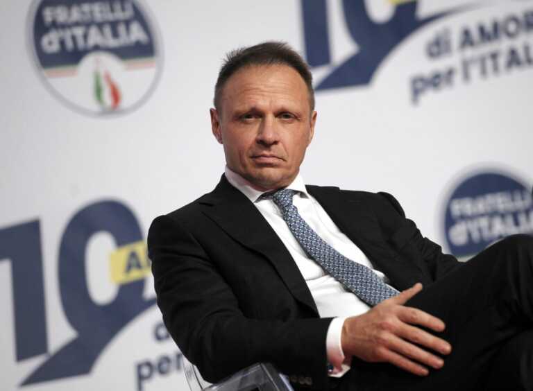 Galleria foto 'Card “Dedicata a te”, Lollobrigida “Consegnate oltre 1 mln di tessere”' - foto 1
