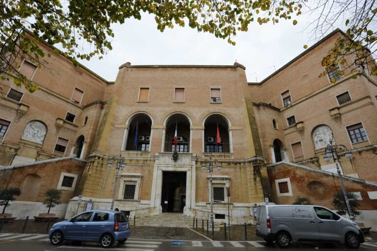 Diktat di FdI: «Liste pulite». Tanti gli ex sulla graticola a Foggia