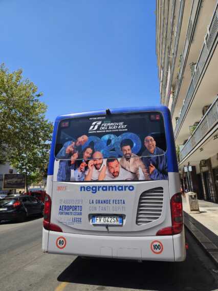 Galleria foto 'Negramaro, trasporti straordinari dedicati alla band. Treno e bus per il concerto a Galatina' - foto 3