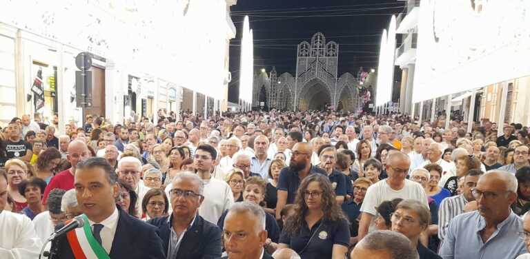 Galleria foto 'Madonna della Madia: al via i festeggiamenti a Monopoli. In serata l’approdo a Cala Batteria' - foto 1