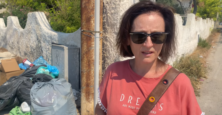 Pulsano, buttano rifiuti e la consigliera li rimprovera ma viene aggredita: arriva la solidarietà dei colleghi