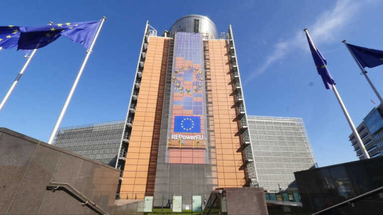 Galleria foto 'Ue, la bilancia commerciale torna in positivo' - foto 1