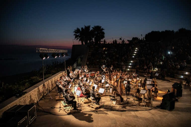 Bisceglie, il concerto all’alba tra sinfonie internazionali e primizie pugliesi