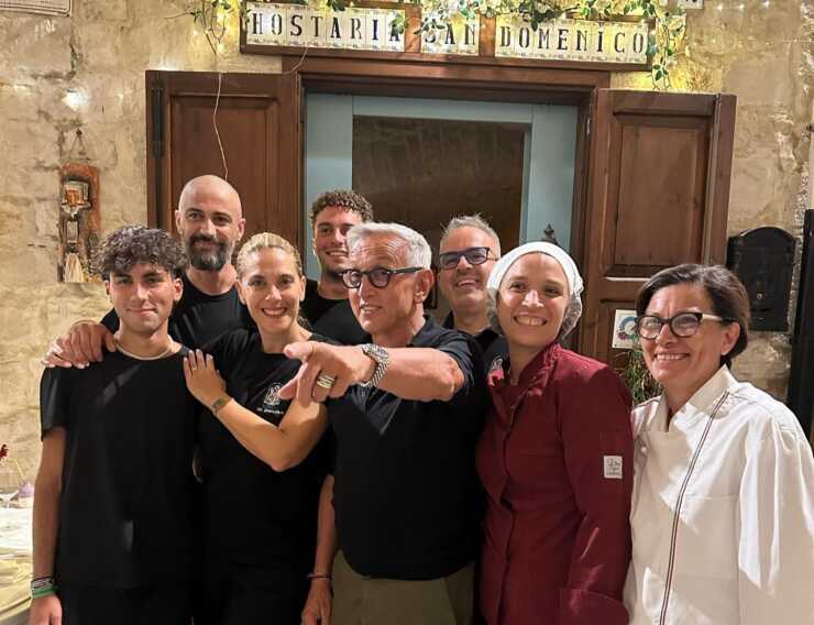 Dalle cozze ripiene allo sporcamuss: la cena dello chef Bruno Barbieri in un ristorante di Giovinazzo