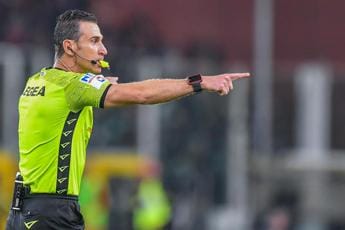 Galleria foto 'Calcio, proposta di legge per la tutela degli arbitri: le misure' - foto 1