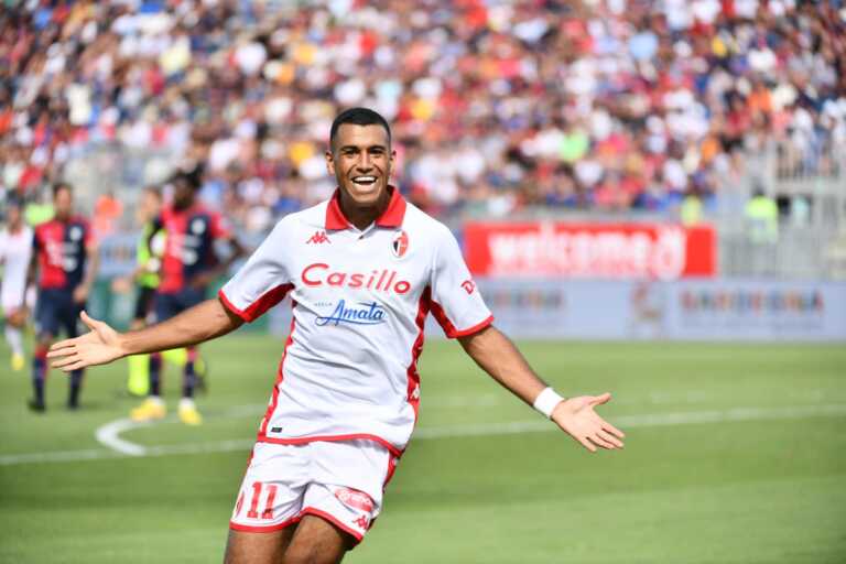Walid Cheddira dice addio al Bari: «È stato un viaggio bellissimo ma è arrivata l’ora di salutarci»