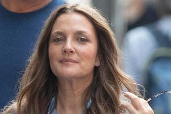 Galleria foto 'Drew Barrymore, arrestato il suo stalker' - foto 1