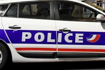 Galleria foto 'Francia, sparatoria oggi a Nimes: morto bambino di 10 anni' - foto 1