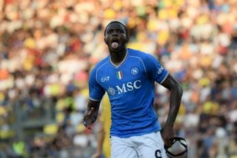 Galleria foto 'Frosinone-Napoli 1-3, gol di Politano e doppietta di Osimhen' - foto 1