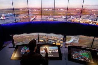Galleria foto 'Gb, disagi traffico aereo potrebbero durare per giorni' - foto 1