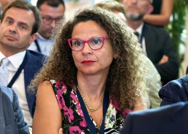 Fratelli d’Italia chiede le dimissioni di Berlingerio. Lei chiarisce: «Nessun attacco al Governo»