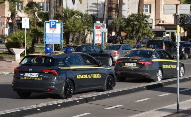 Lavoratori in nero in lidi, ristoranti e bar del Tarantino: alcuni percepivano anche il reddito di cittadinanza