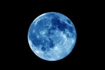 Galleria foto 'Il 31 nei cieli la Luna Blu, è la seconda ‘piena’ in un mese di calendario' - foto 1