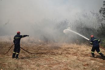 Galleria foto 'Incendi in Grecia, arrestati 79 piromani: “Crimine contro il Paese”' - foto 1