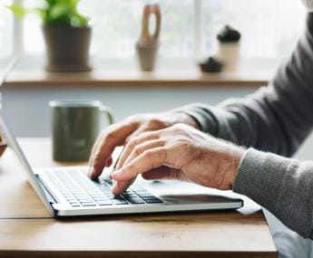 Lavorare dopo la pensione, occhio alle conseguenze: ecco cosa può succedere