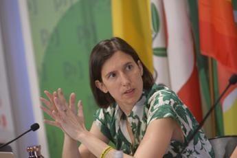Galleria foto 'Migranti, Schlein: “Decreto governo Meloni costituisce reato di solidarietà”' - foto 1