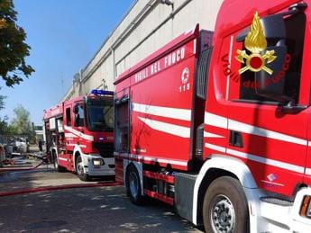 Galleria foto 'Modena, esplosione in una carrozzeria: un operaio morto e uno ferito' - foto 1