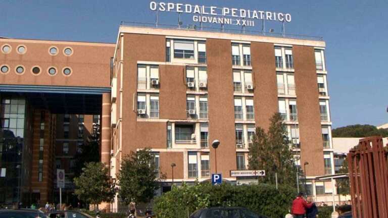 Bari, si cerca il motociclista che ha investito una bimba di nove anni ed è scappato