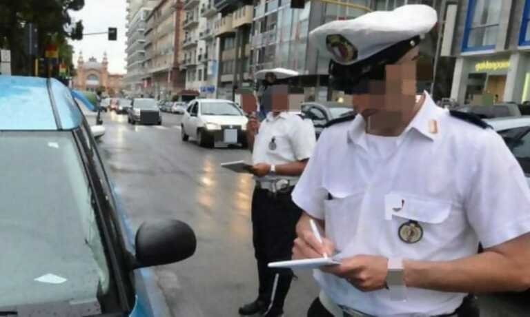 Bari, sorpreso alla guida con una patente straniera falsa: denunciato un 33enne