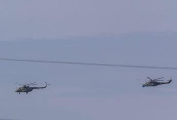 Polonia: “Elicotteri Bielorussia invadono nostro spazio aereo”