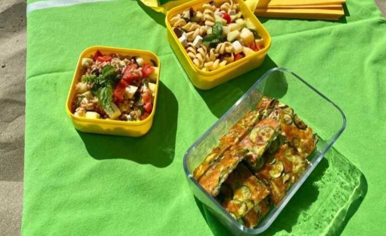 Frisa a 20 euro? In spiaggia le famiglie pugliesi preferiscono il “pranzo a sacco”: economico e salutare