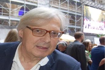 Galleria foto 'Sgarbi difende Morgan dopo insulti: “Froc… non è un’offesa”' - foto 1
