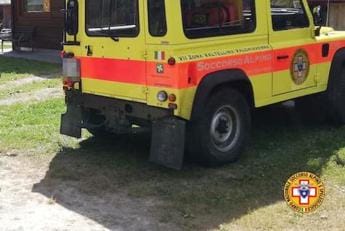 Galleria foto 'Sondrio, si tuffano nel torrente per salvare il cane: morte annegate due donne' - foto 1
