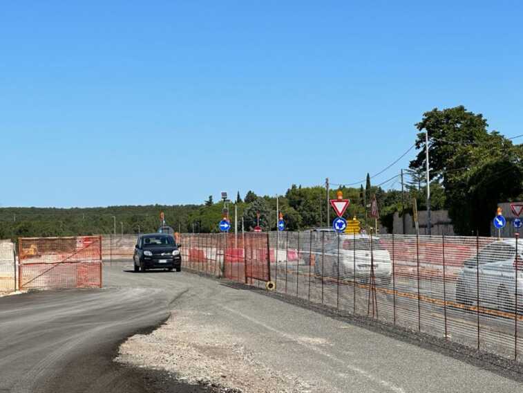 Ritardi sul cantiere della statale 172 a Martina Franca, Maurodinoia: «Monitoreremo con più attenzione» – FOTO