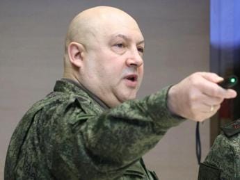 Galleria foto 'Ucraina, Russia arresta generale Surovikin. E attiva le spie ‘dormienti’' - foto 1