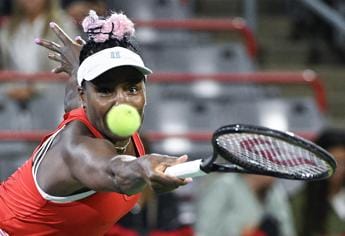 Galleria foto 'Wta Cincinnati, Venus Williams da record a 43 anni' - foto 1