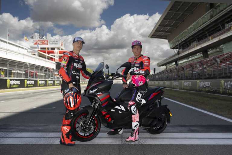 Arriva lo sportivissimo scooter Aprilia SR GT Replica