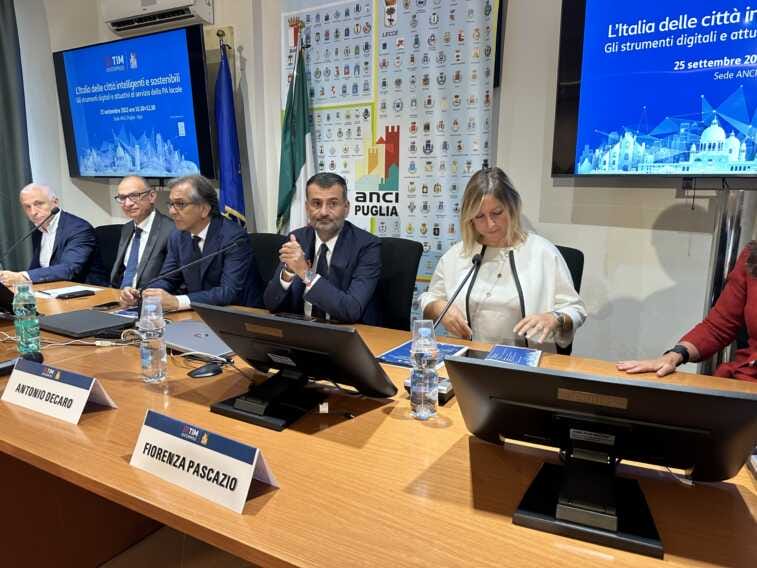 Le più avanzate tecnologie digitali al servizio della PA: Tim Enterprise con Anci Puglia per le Smart city