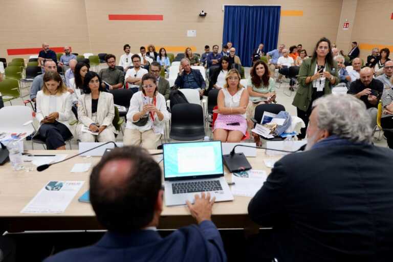 Galleria foto 'Giochi del Mediterraneo, Emiliano: «Attendiamo che il governo sblocchi 150 milioni» – VIDEO' - foto 2